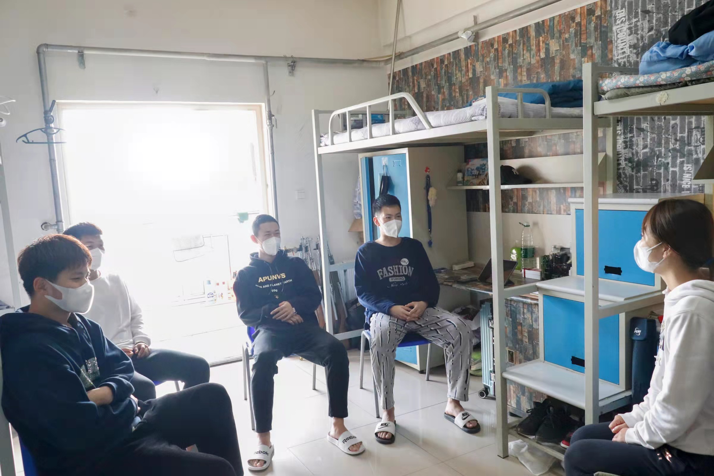 2b250b83d102c8a02c1da71061a7b55